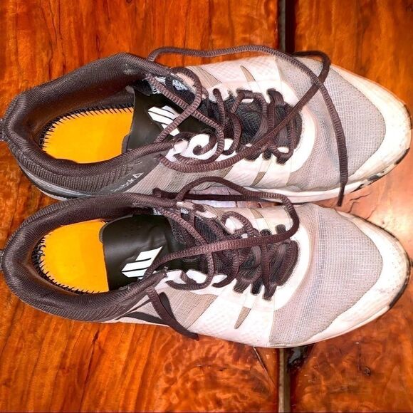 Size 9.5 Reebok White-Black Cross Training Shoes - Picture 3 of 6